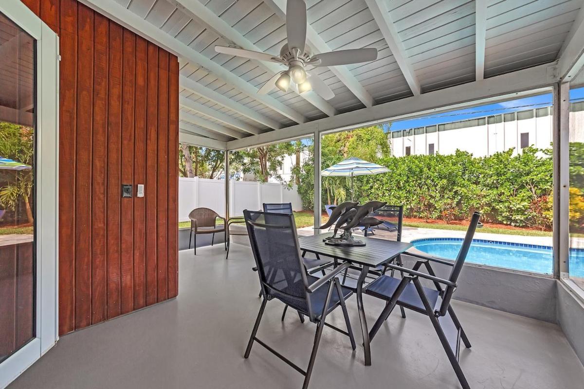 Holiday home 3bed Modern Family Friendly Heated Pool *